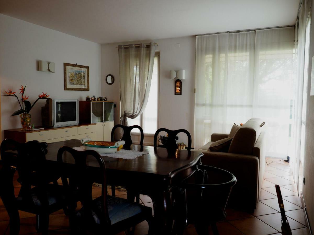Casa Vacanze Stefy 페스칸티나 외부 사진