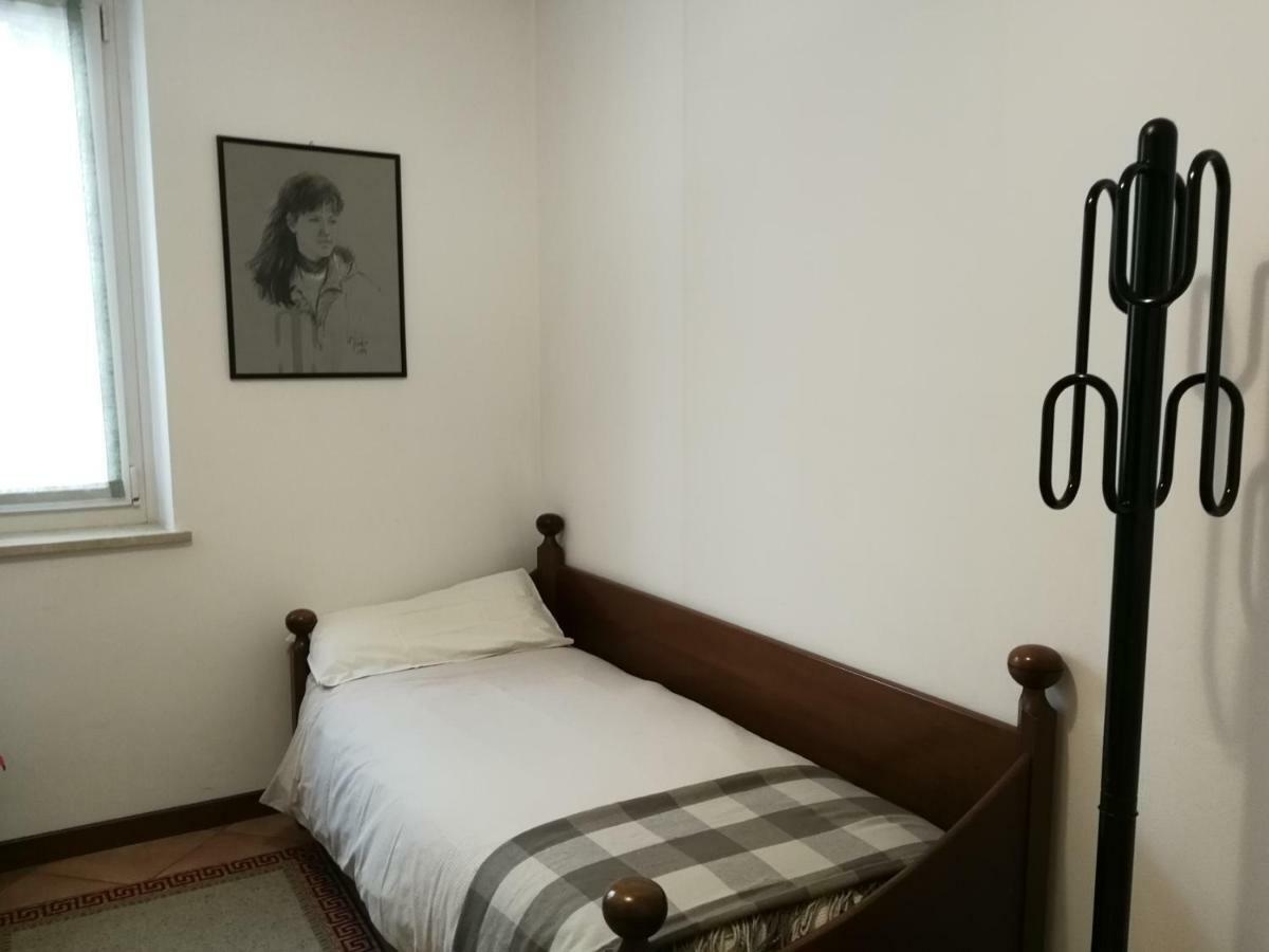 Casa Vacanze Stefy 페스칸티나 외부 사진