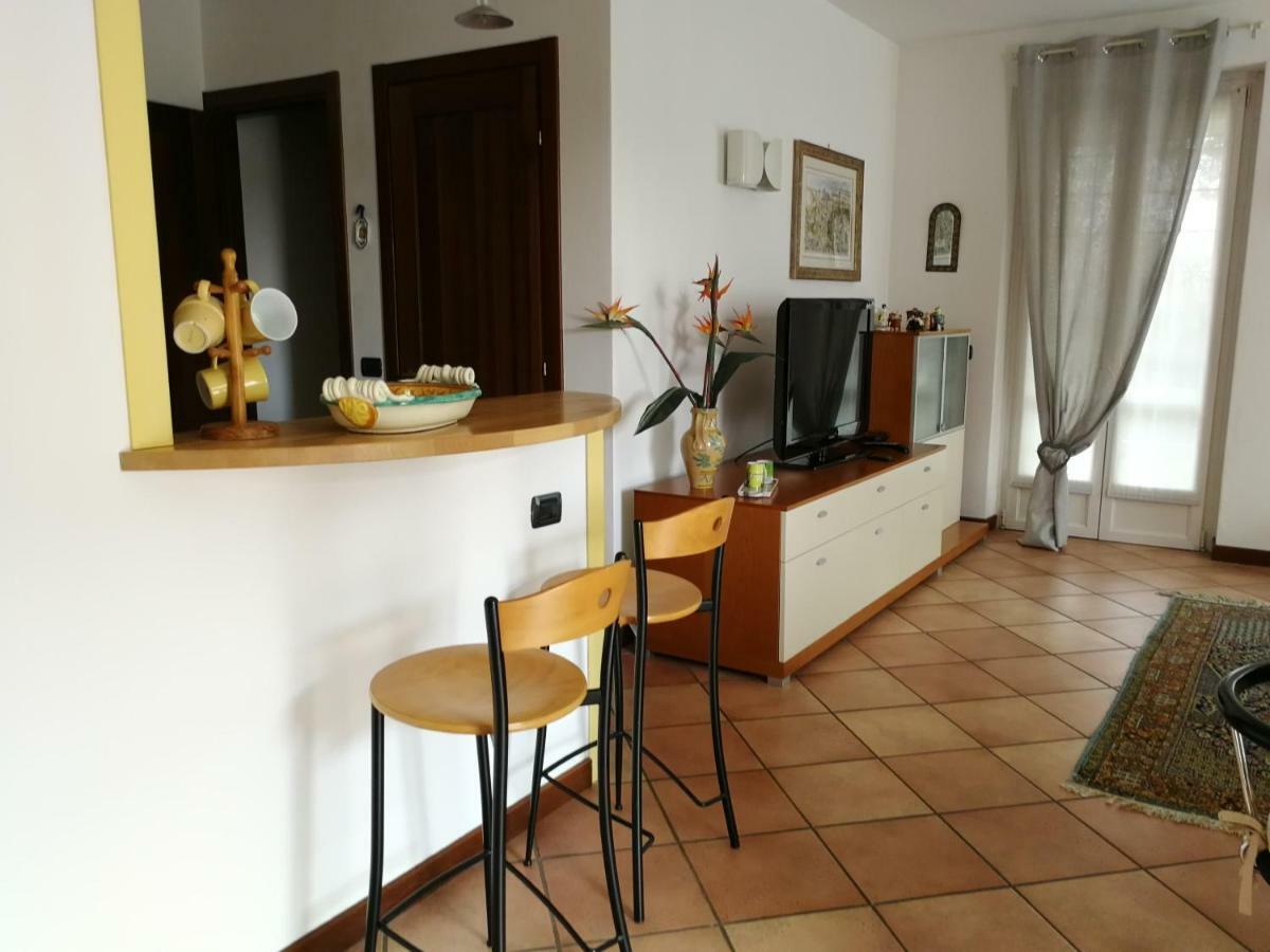 Casa Vacanze Stefy 페스칸티나 외부 사진